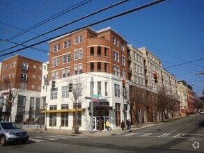 Building Photo - BH-fleh1315