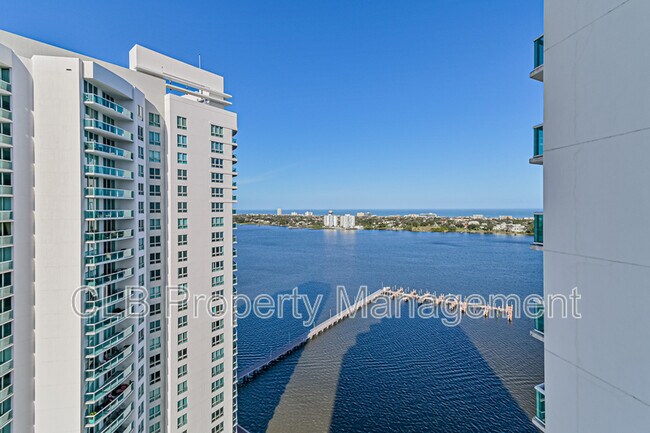 Building Photo - 241 Riverside Dr