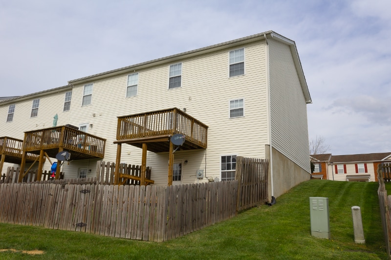 Building Photo - 85 Charleston Ln