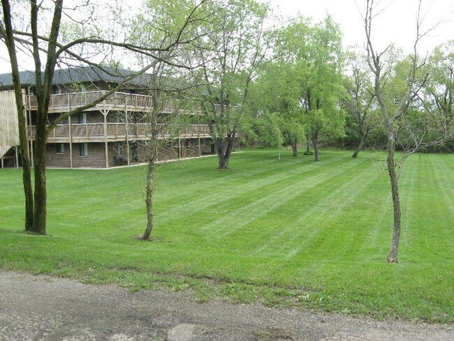 Building Photo - 1 br, 1 bath Apartment - XL Aspen Park