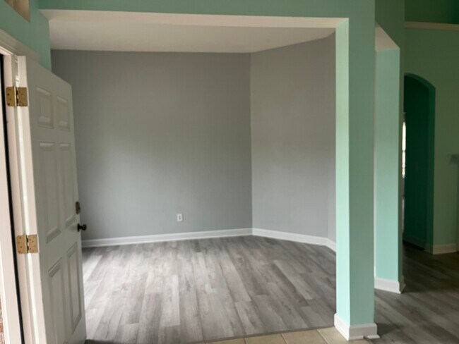 Building Photo - 4502 Firethorne Dr