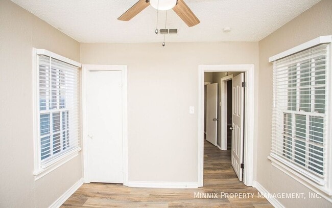 Building Photo - 2404 27th St