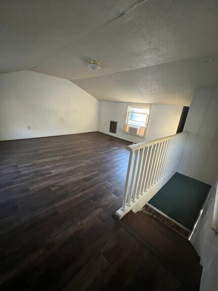 Building Photo - 2610 Flamingo Dr