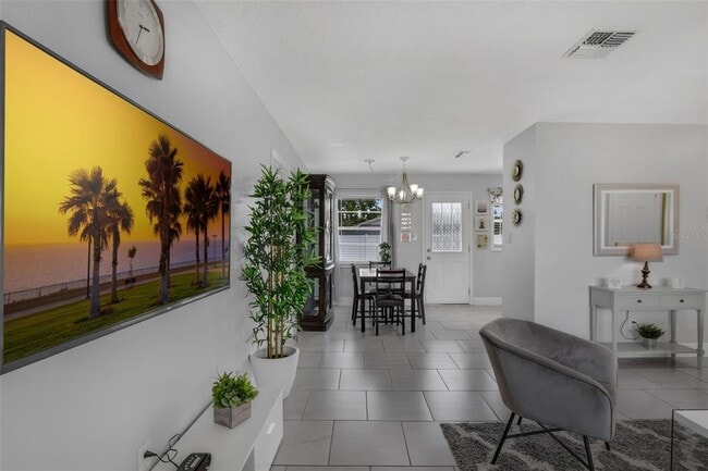 Building Photo - 160 Jalapa Dr