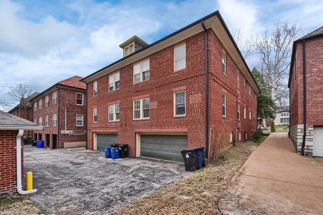 Building Photo - 7379 Pershing Ave