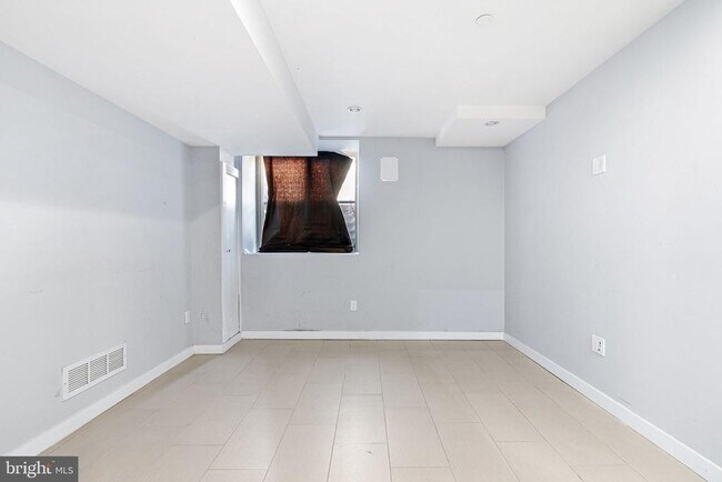 Building Photo - 3016 Baltz St