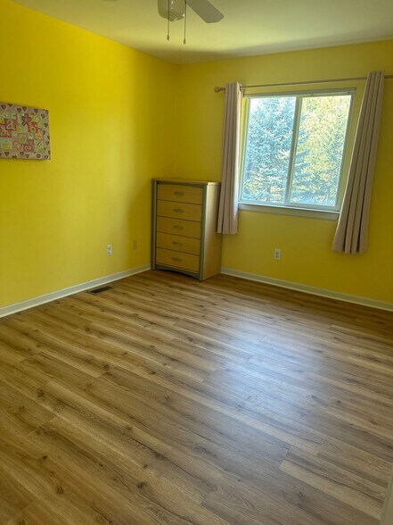 Building Photo - 3195 Otter Creek Ct