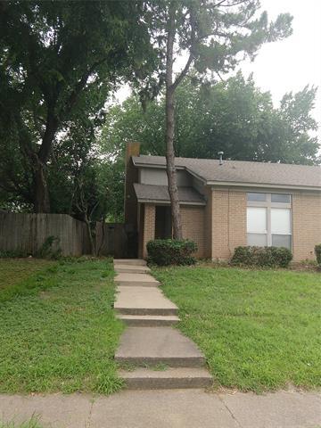 Building Photo - 2110 Valleywood Dr