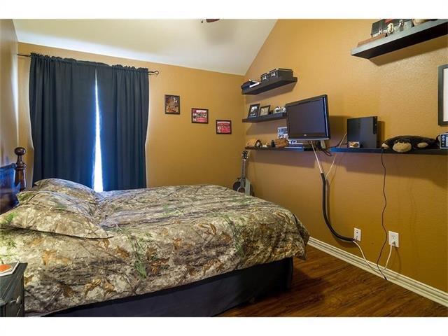 Building Photo - 2617 Independence Dr