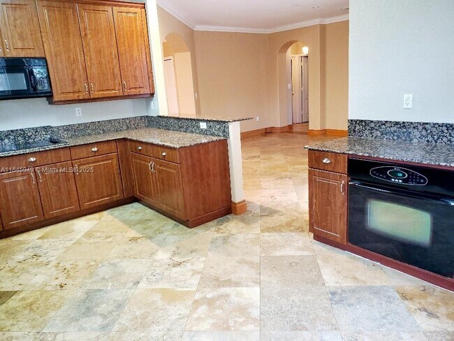 Building Photo - 16431 SW 60th Terrace