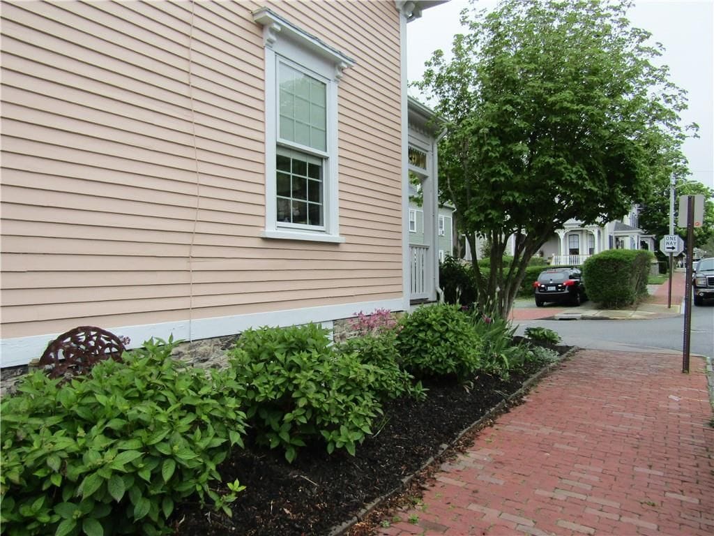 Building Photo - 22 Mt Vernon St