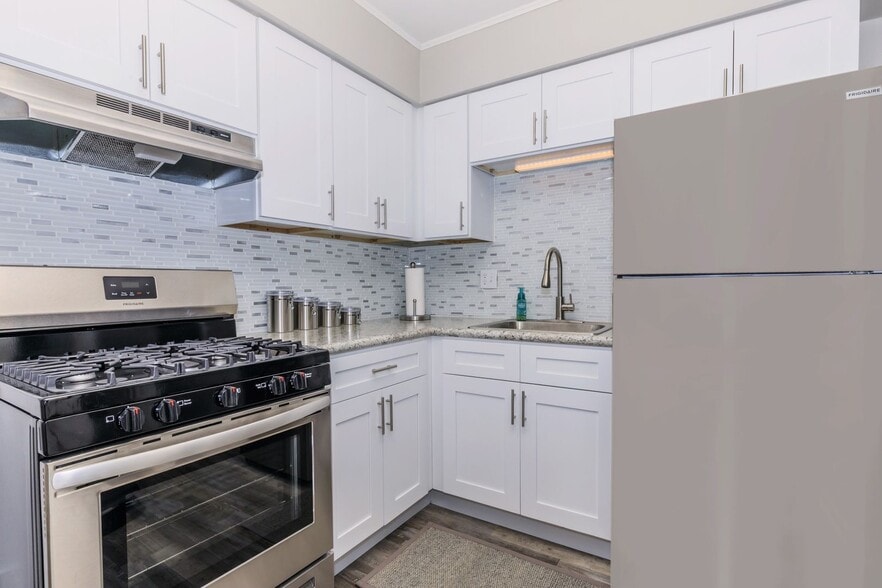 Interior Photo - TOWNHOMES AT BLENDON