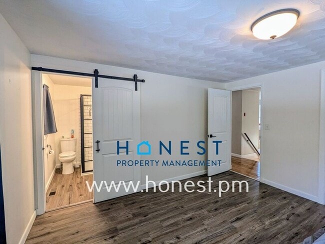 Building Photo - 151 Chimney Rd