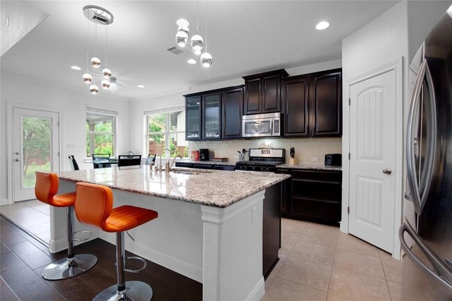 Building Photo - 5724 Siragusa Dr