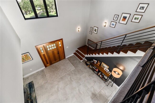 Building Photo - 5803 Lakeside Trail