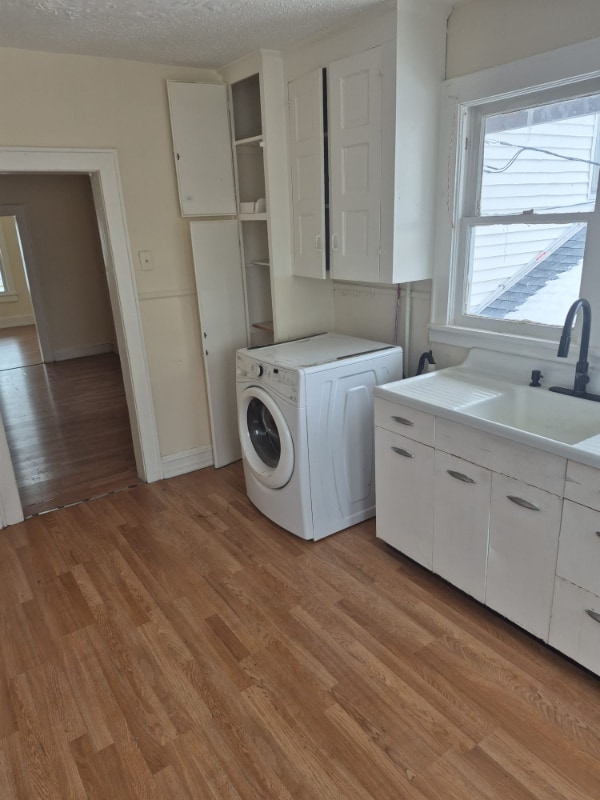 Building Photo - 904 Ash St