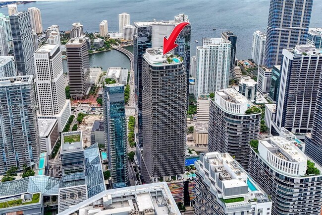 Building Photo - 801 S Miami Ave