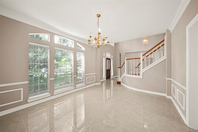 Building Photo - 4907 Canterbury Ln