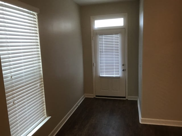 Building Photo - 24 Chapel Lk N