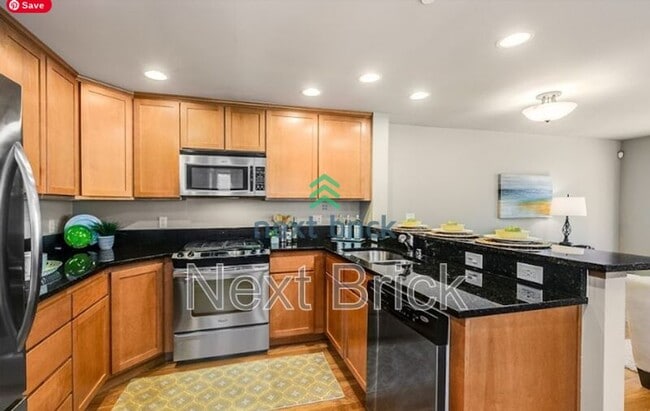 Building Photo - 2125 N 113th St