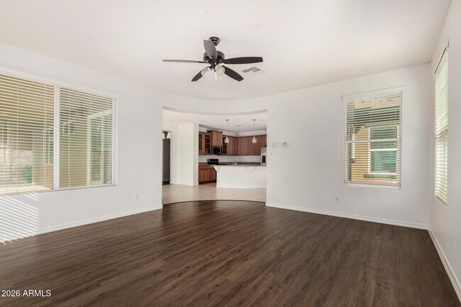 Building Photo - 3751 E Palo Verde St