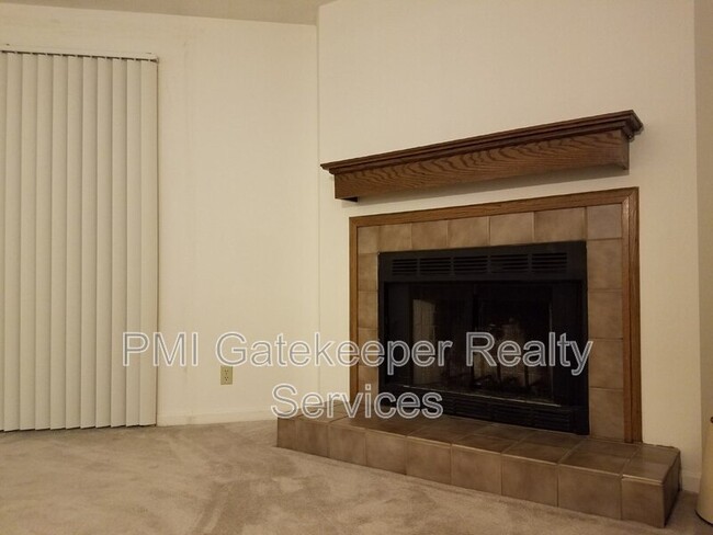 Building Photo - 10555 Montgomery Rd