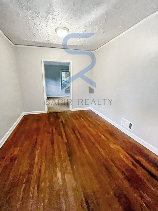 Building Photo - 3017 Belvedere Ln