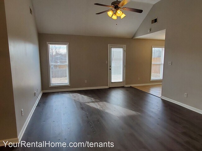 Building Photo - 3 br, 2 bath House - 120 Westminster Cv