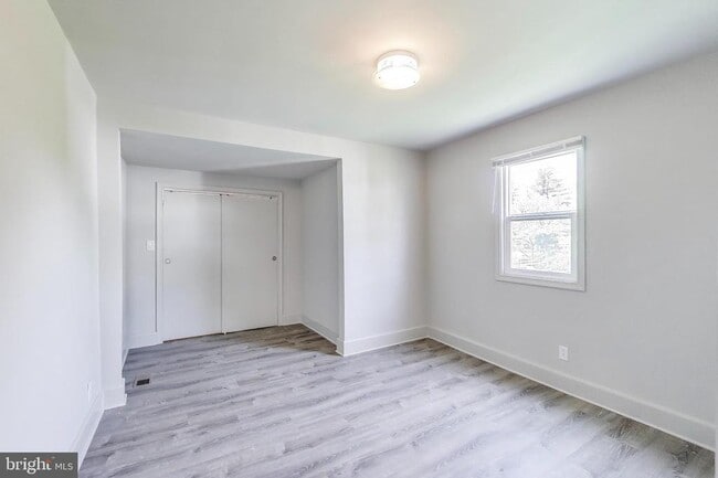 Building Photo - 8349 Bear Creek Dr
