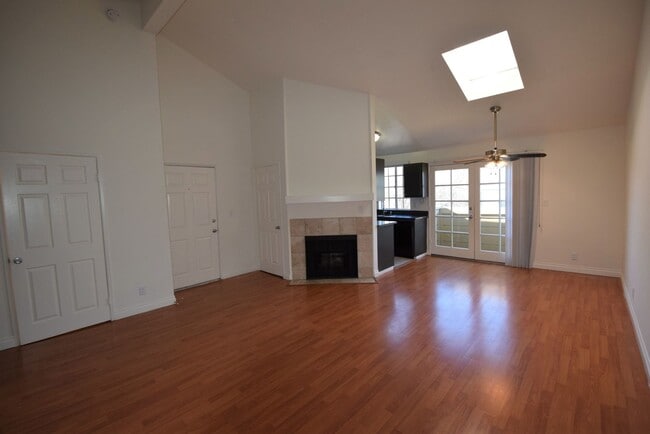 Building Photo - 12142-50