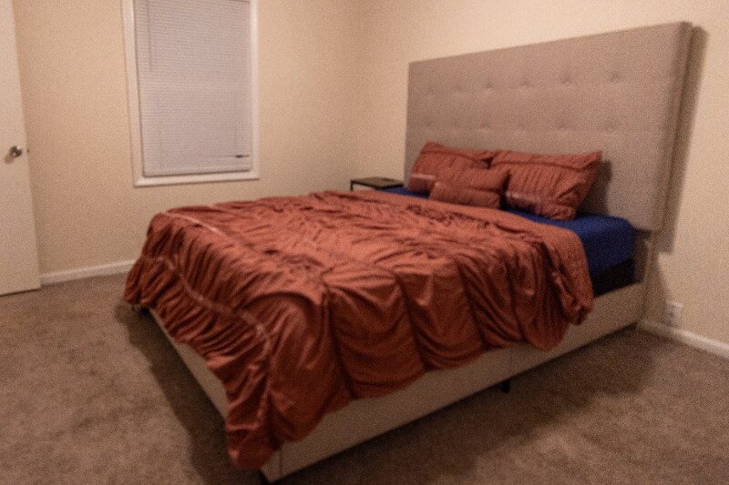 Building Photo - 4136 Village Dr