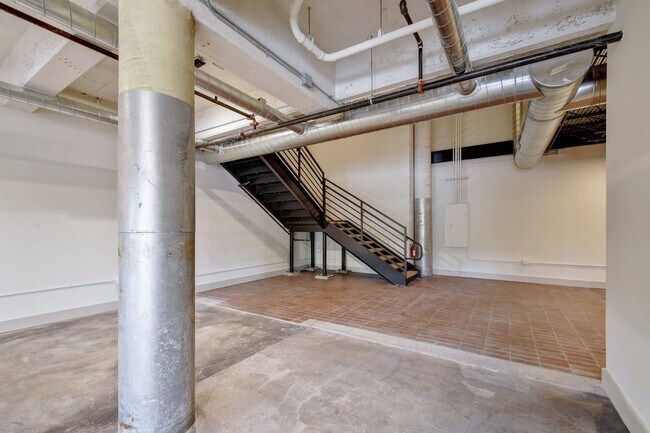 Building Photo - 215 Coca-Cola Pl