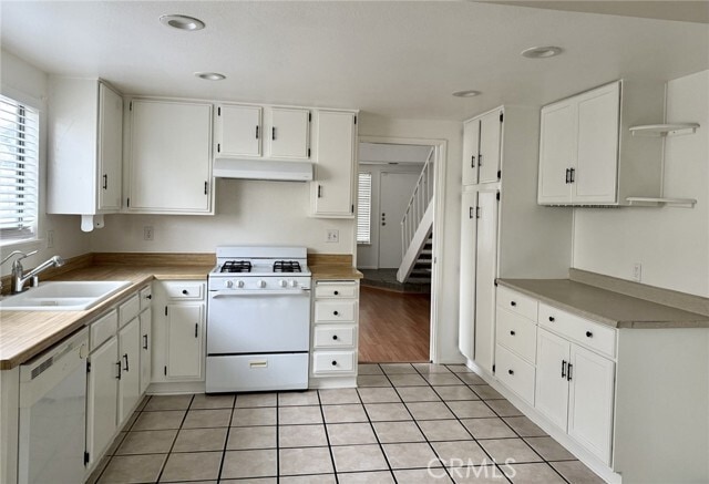 Building Photo - 10794 Loro Verde Ave