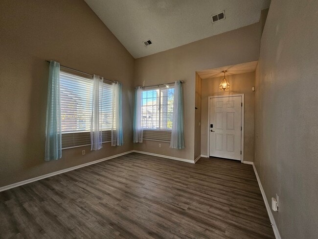 Building Photo - Charming House 3 Beds 2 1/2 Baths 2 Living Areas- Backs To Open Space