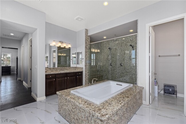 Building Photo - 11338 Villa Bellagio Dr