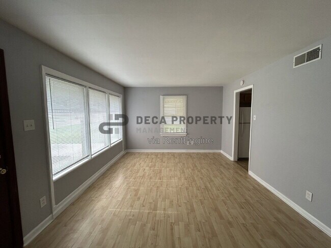 Building Photo - 1175 Gahan Dr