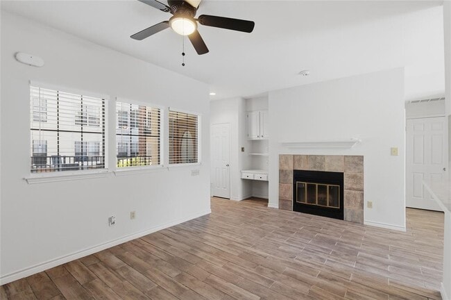 Building Photo - 3001 Cedar St