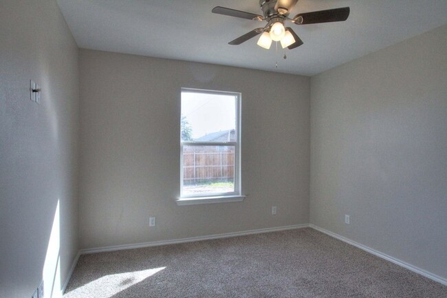 Building Photo - COMING SOON - 4 Bedroom Home + 2 Car Garage and Privacy Fenced Backyard!