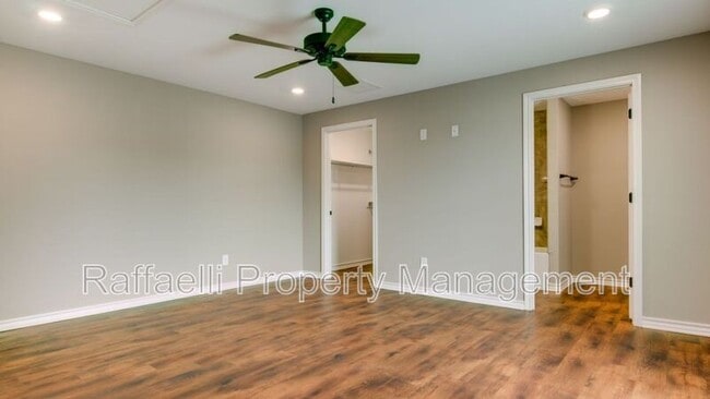 Building Photo - 2 Fernwood Dr