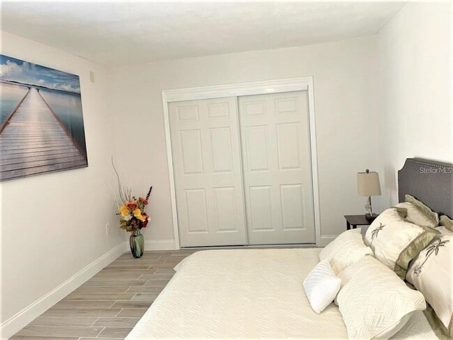 Building Photo - 12644 81st Terrace