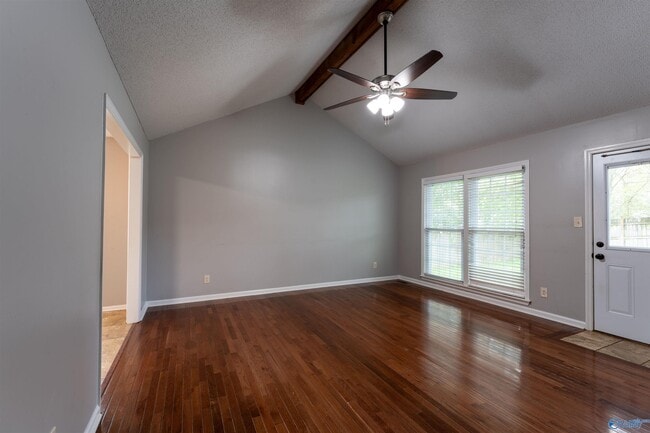 Building Photo - 104 Westminster Way