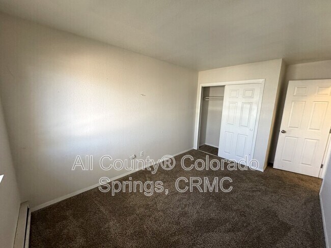 Building Photo - 2232 N Weber St