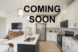 Building Photo - 5050 Dayflower Dr