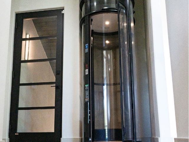 Building Photo - 8120 Stillmeadow Ct