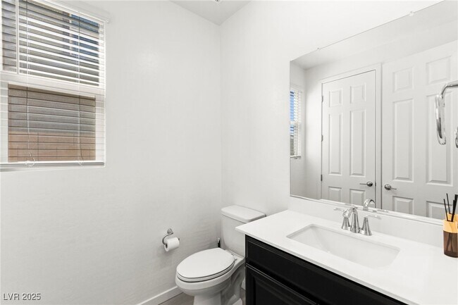 Building Photo - 767 Tallgrass St