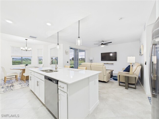 Building Photo - 5527 Double Eagle Cir