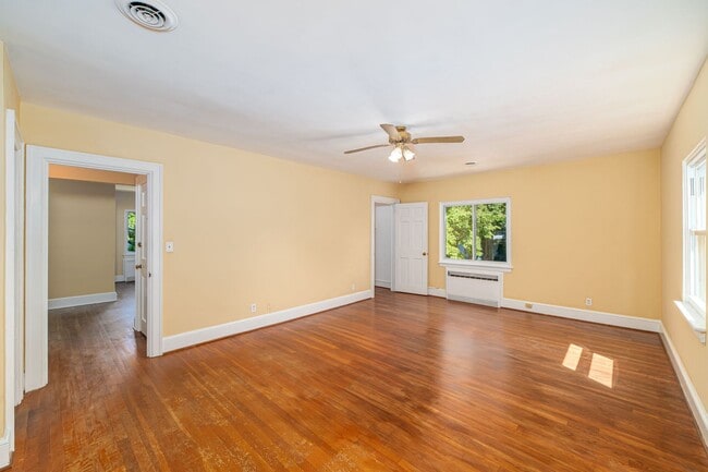 Building Photo - 3117 Sterling Point Dr