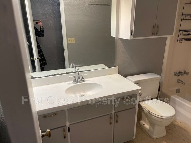 Building Photo - 4209 Willowisp Dr