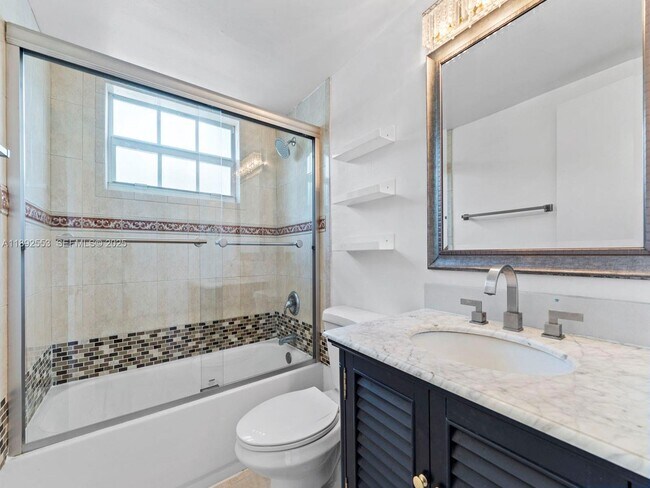 Building Photo - 9100 SW 95th Ave