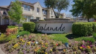 Building Photo - 4402 Esplanade Cir